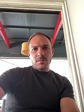 [1 Aug 15:21] Private Show - video av Adventurehotman cam-modell