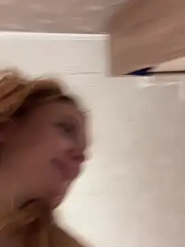 masturbation in red dress - AmmyHot adlı kamera modelinin videosu