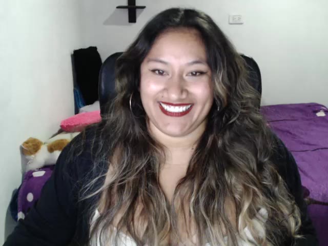 Happy squit - video by EmilyLove1014 cam model