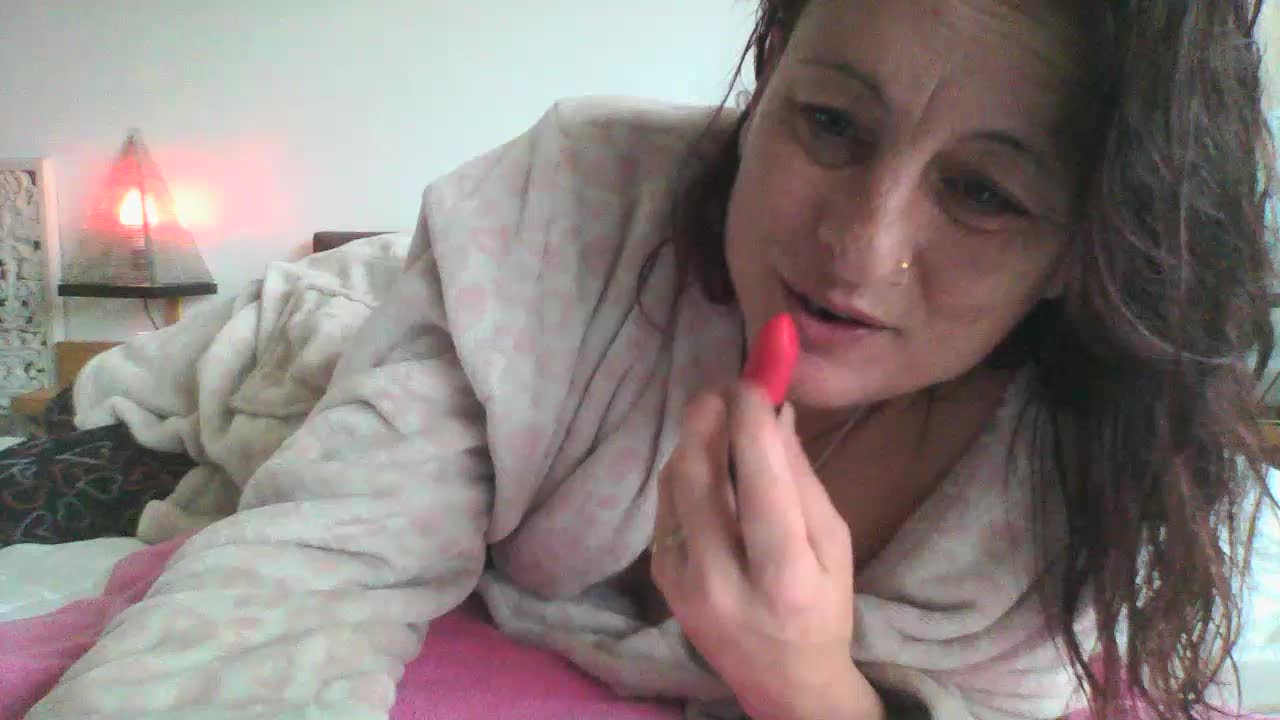 [14 Aug 10:27] Private Show - video Pussy69Kat kameramallilta