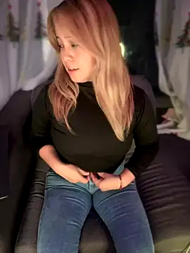 fingers in the anus 😏🔥 – video af MerlyG cam-model