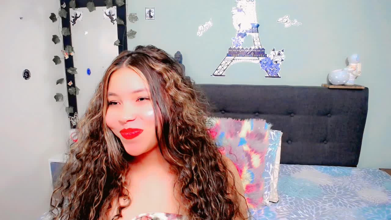 [29 Mar 23:40] Private Show - video by kyliejenner_hot cam model