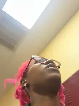 in school playing with my pussy - video by VixenCapri cam model