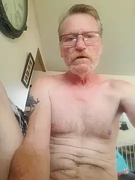 [20 Oct 11:18] Public Show - video by Horneymalelooking