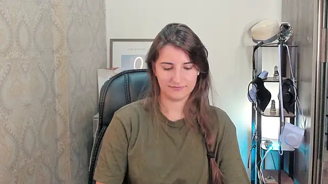 Private Show: nude pussy play, tongue out, face close up - video od modelky/modela Cookiecutterdomme