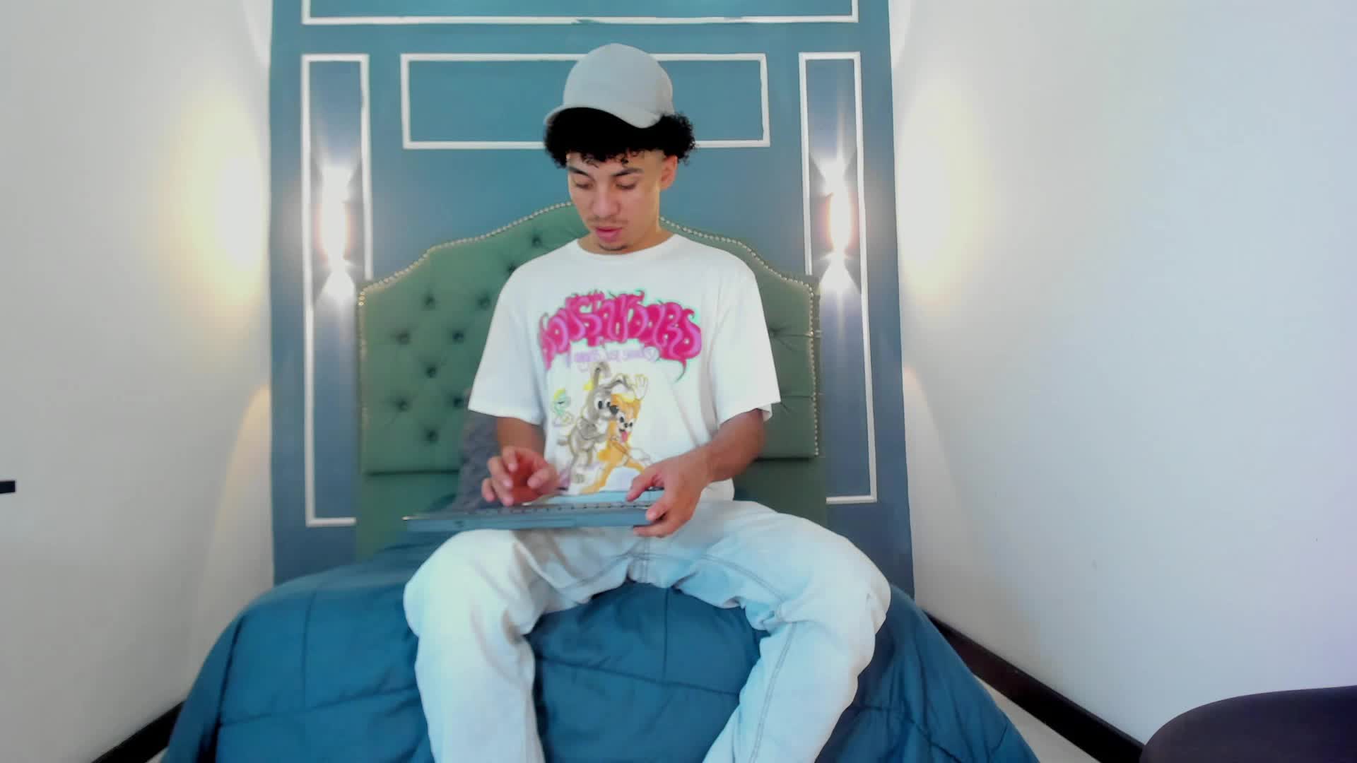 Spencer_Walker's XXX Videos & Recorded Live Shows | xHamsterLive