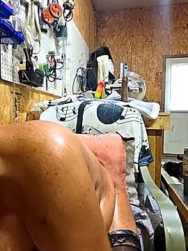 BBC PUSSY POUND-MASSIVE SQUIRT ALL OVER BBC - video by Southern_Bella cam model