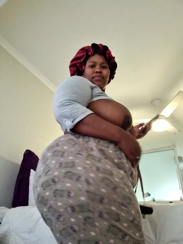 Clinch ass - clip cu RealQueenOfSouth model videochat