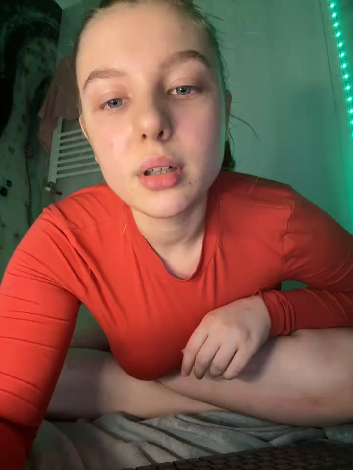 JUST SOMETHING - video av FreiaFlower cam model