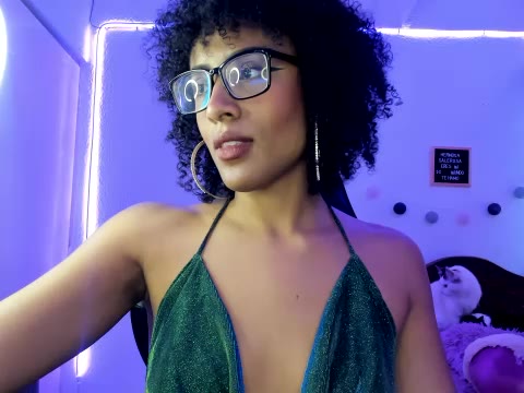 Private Show - video by Kasandralopez cam model