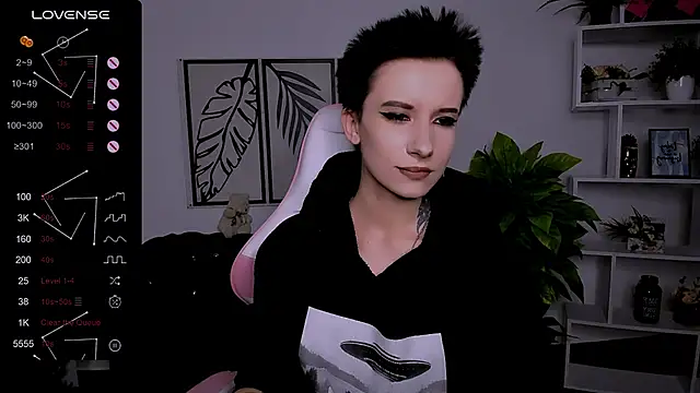 [20 Jun 21:05] Private Show - video by _Rein_ramm cam model