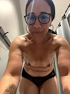 UNCUT Fitting Room Shenanigans Part 1