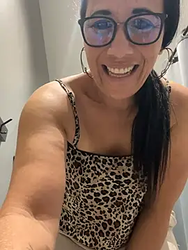 UNCUT Fitting Room Shenanigans Part 2
