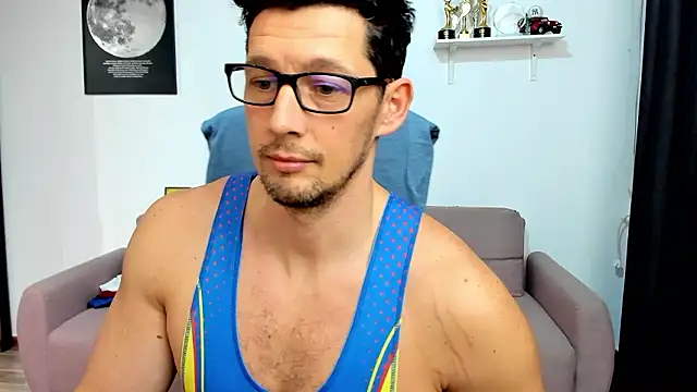 Roleplay about wrestling and small dicks that ended up with me getting hard in my unitard and cum. - video di BrutusK08 modella di cam