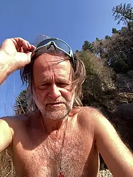 [3 Mar 15:27] Public Show Outdoor - відео від вебкаммоделі artXhibitor