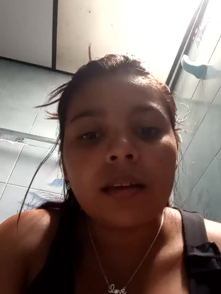 I masturbate and a ghost fucks me - vídeo de stefanie010 modelo de câmara