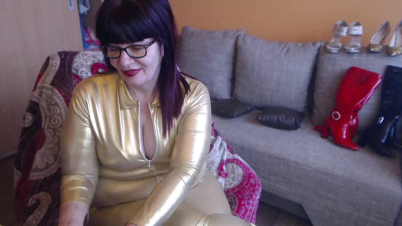 catsuit gold, naked, pussy lick - video by miss_squirt cam model