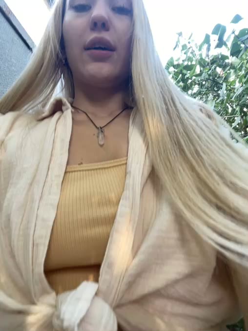 [23 Aug 16:01] Private Show – видео вебкам-модели Best_Blondie1