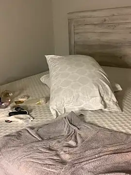 Stroking fully naked - video by Carmen_Cream cam model