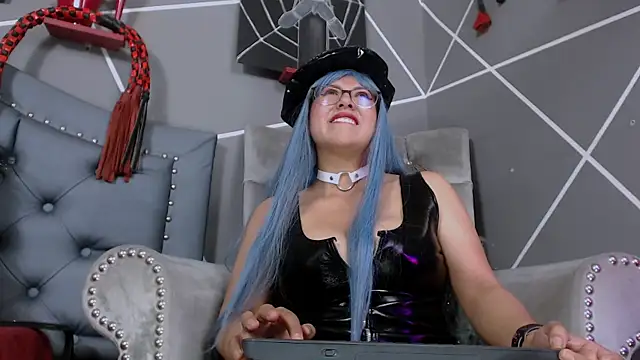 cumming so hard.. dildo and domi - video by Evangeline cam model