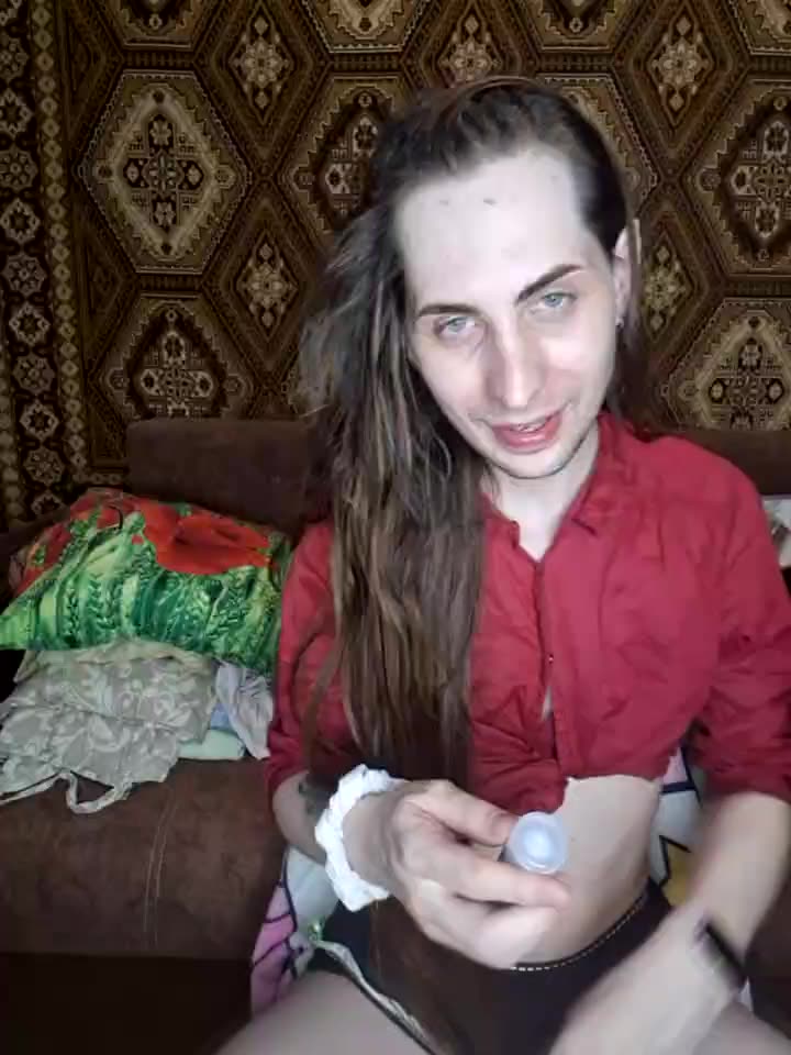 [11 Jul 03:03] Private Show - video od modelky/modela Nikki_Sandy