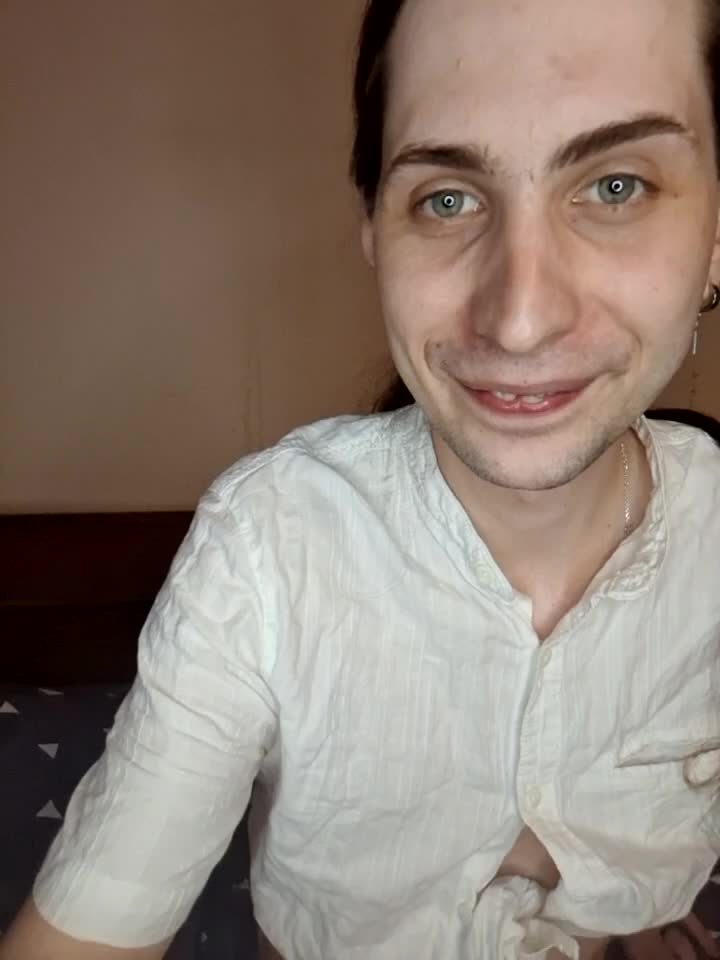 [3 Jul 22:13] Private Show - video od modelky/modela Nikki_Sandy