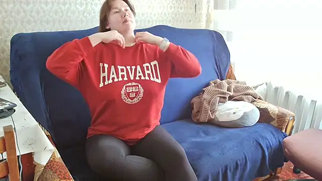 [19 Apr 17:12] Spy Show - Vídeo de franceska_blue, modelo de vídeos