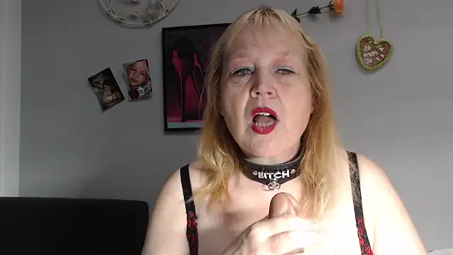 [5 Jul] Busenfreu(n)de - video oleh model kamera Blasflittchen
