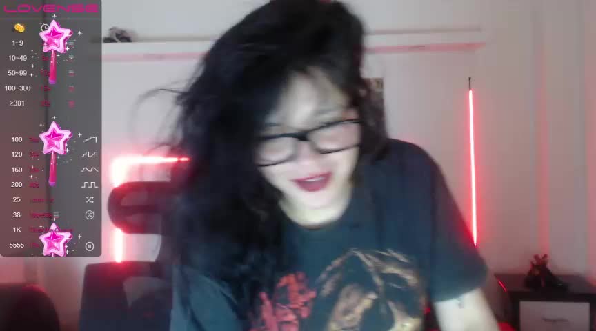 show pussy - video by sara_winehouse1 cam model