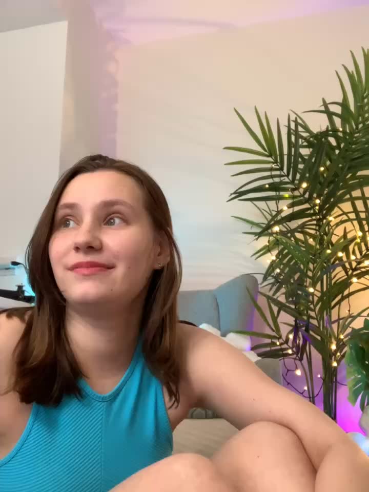 ARIRIP LEGGINGS-DOGGY-PUSSY PLAY-CREAM PIE(PART 2) - video oleh model kamera Radiants_two