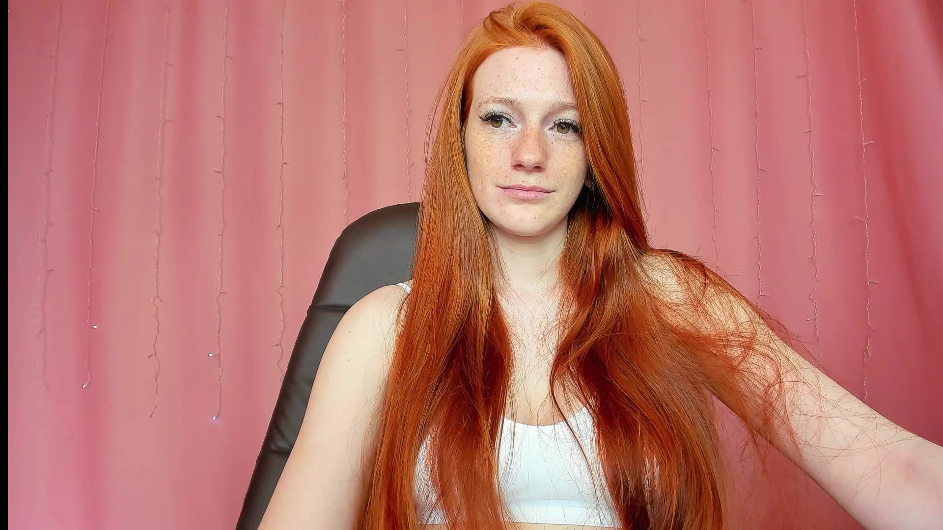 Private Show ( голая, ass hole and pussy close up) - Vídeo de Aliceginger99, modelo de vídeos