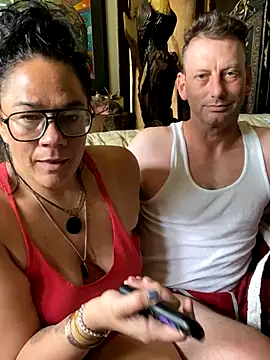 Private show BWC Handjob and blowjob - video by sexyasscougar cam model