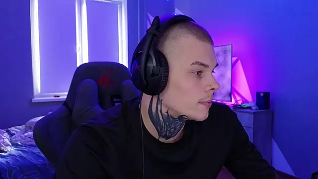 [26 Apr 17:35] Private Show - DENIS_HERE 캠 모델의 동영상