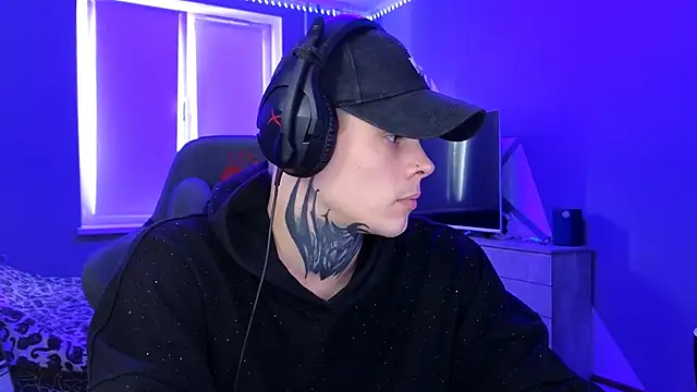 [25 May 19:42] Private Show - DENIS_HERE 캠 모델의 동영상