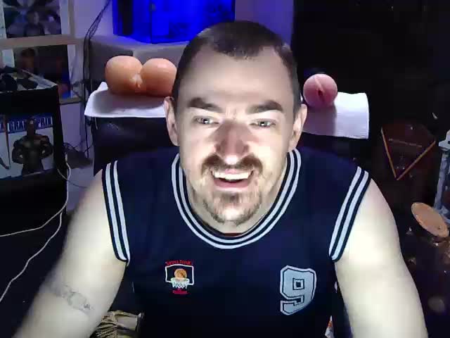 Flexing Show Hole at Conan The Barbarian!!!1 - ক্যাম মডেল ConanJones-এর ভিডিও