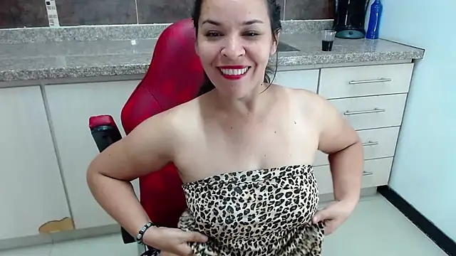 [9 Jun 15:50] Private Show - video by Lizeth_Bels cam model