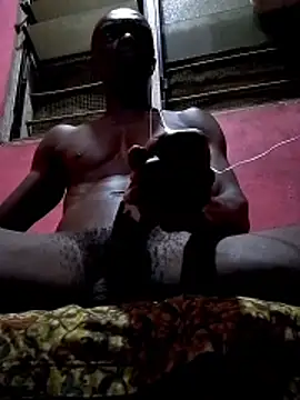 Public Show – video od webkamerové modelky bernice_Ansah