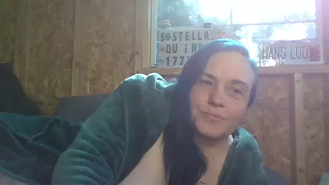 Riding toy showing torso - βίντεο μοντέλου stellaquinn1775