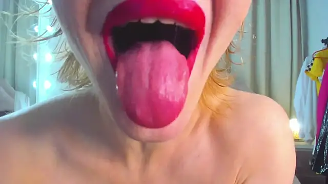 smile - video od modelky/modela SquirtyAlisa