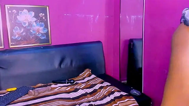 creamyyy - video by Ebonydollxx cam model