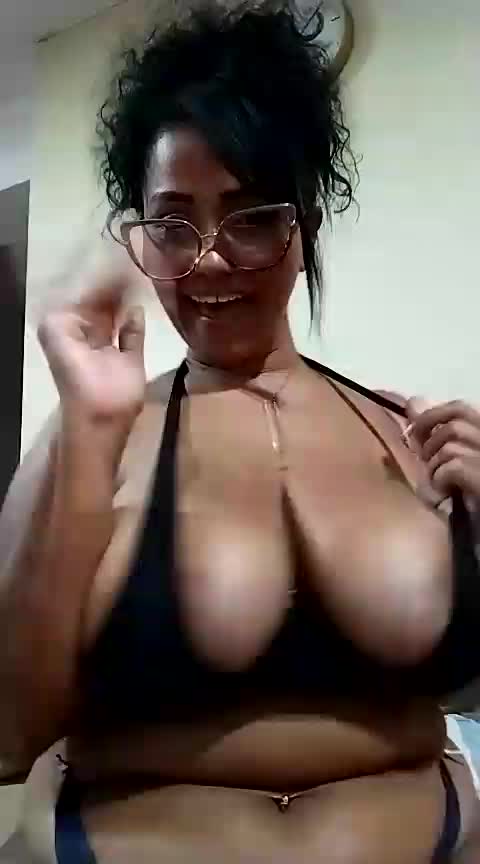 [13 Aug 05:57] Private Show - video by Yameil cam model