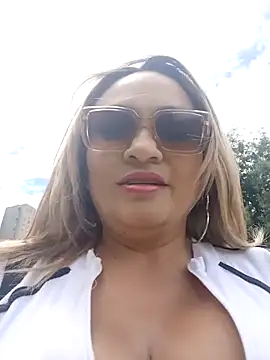 pranks on the street  😈 - video oleh model kamera Afroditecash