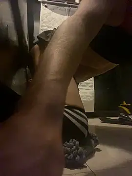 [20 Jan 05:52] Public Show — filmik Adri0069, modela(-lki) na kamerkach