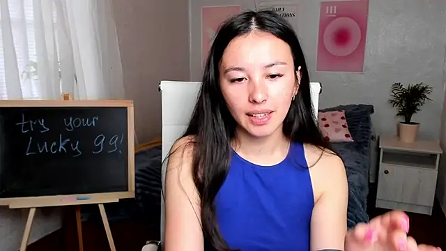 Private Show - sensual dance naked ! bobs armpits! - video van Geisha_Anna cam-model