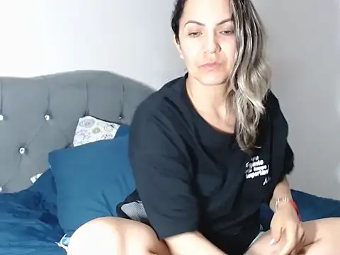 [25 Mar 19:24] Private Show - video by Chantal_hott cam model