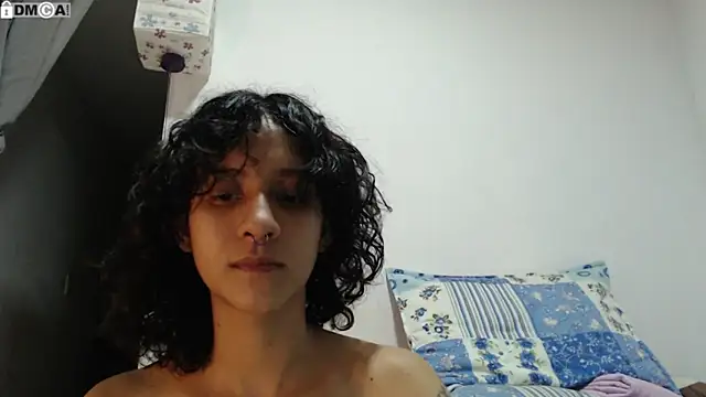 Open pussy n lush playing!!!