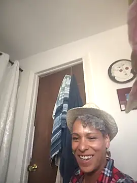 Bathroom..time. - วิดีโอโดย CeceilaMoon โมเดลแคม