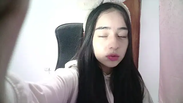 Dance - video by aineangeel cam model