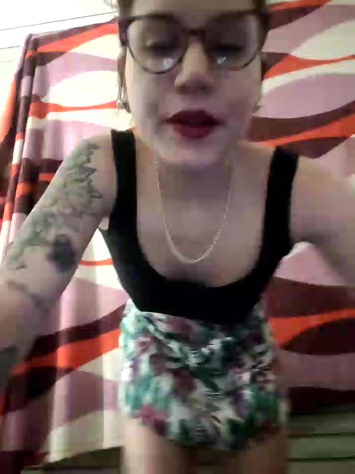 BAILE HOT + PAJA🔥❤️ - video by LaChinexx cam model