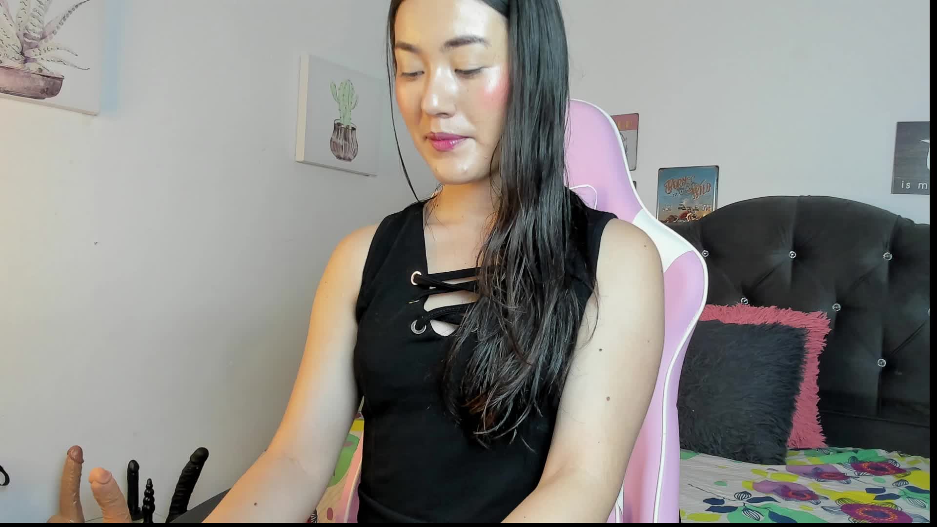 Slow rub pussy - video by Lana_del_rey_ cam model